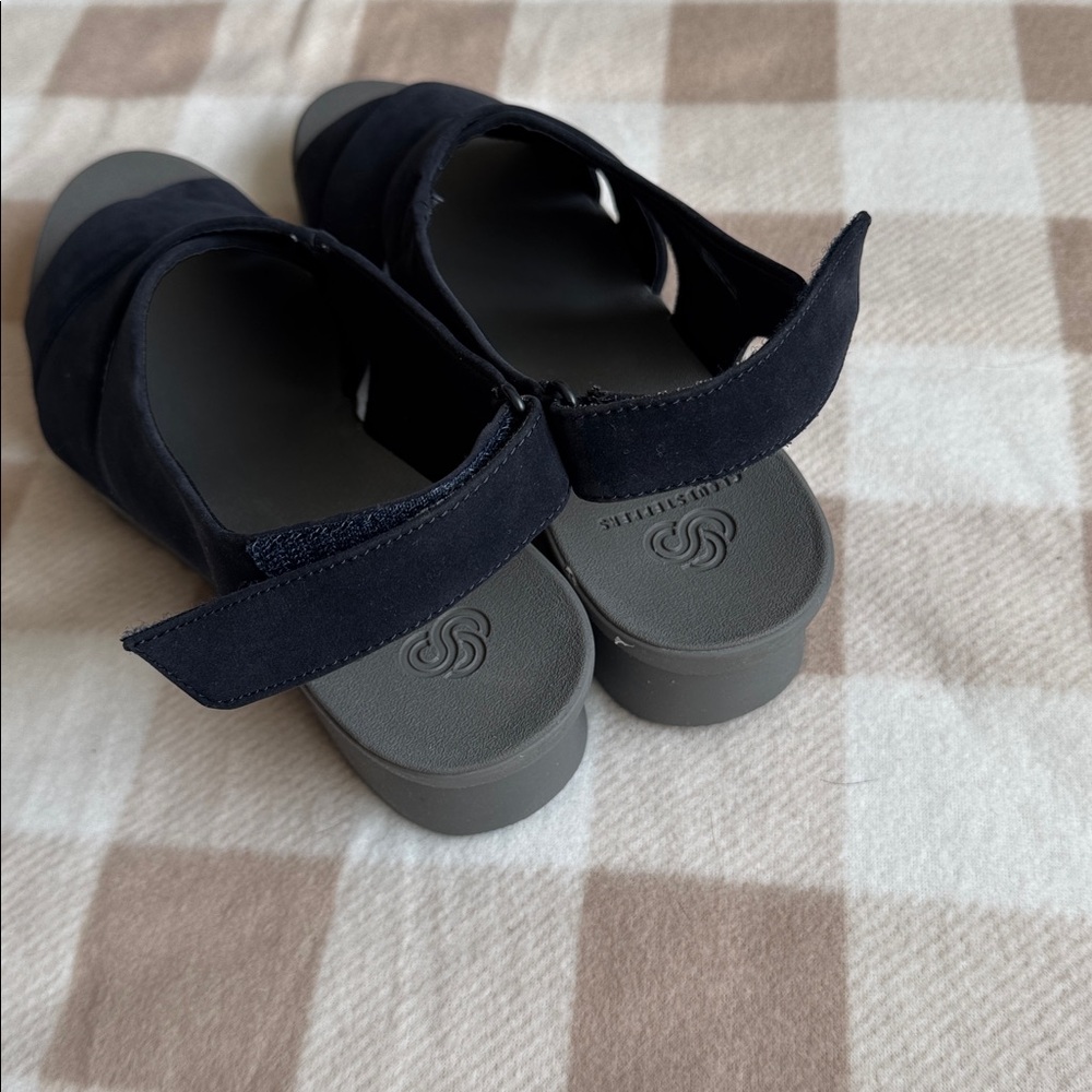 Cloudsteppers by Clark Sandals - Picture 6 of 8